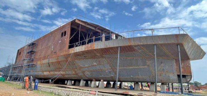 External hull plate weld seam ultrasonic testing and thickness gauging