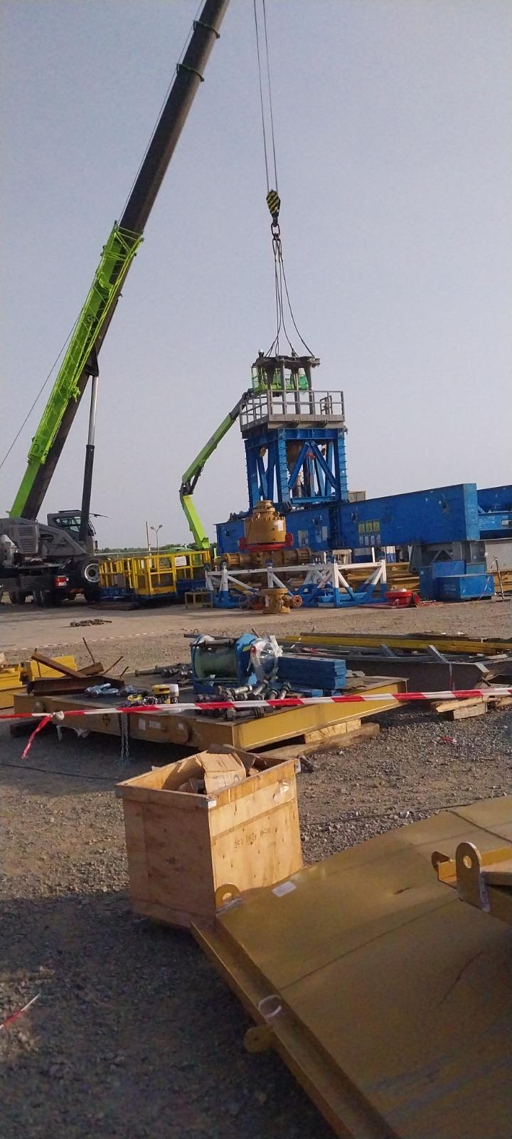 Hydraulic catwalk, pipe handler and mast hinge pin structural inspection